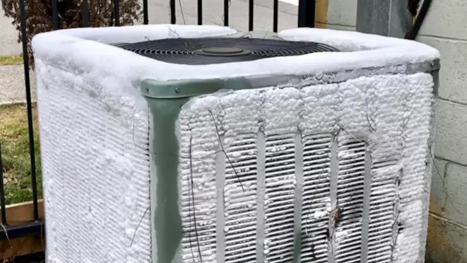 What Causes AC Units To Freeze?